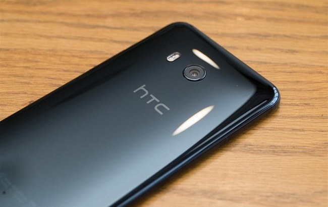 Khung viền của HTC U11