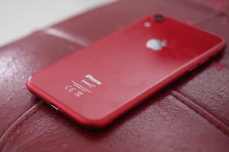 iPhone XR cũ sở hữu thiết kế trẻ trung với nhiều màu sắc bắt mắt